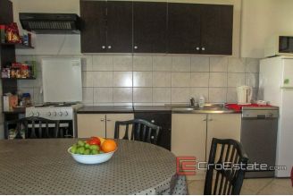 18 4912 30 Iz house sea view for sale
