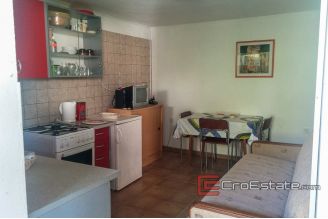 18 4912 30 Iz house sea view for sale
