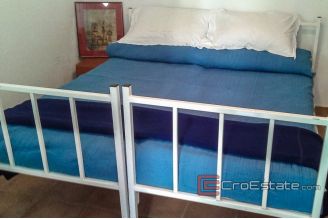 18 4912 30 Iz house sea view for sale