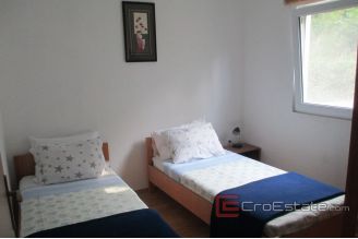 18 4912 30 Iz house sea view for sale