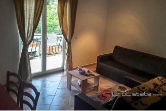14 4910 30 Solta house sea view for sale
