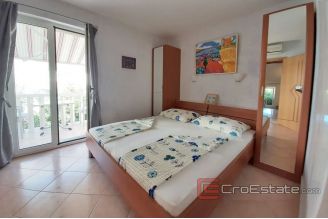 020 2016 366 makarska house with swimming pool for sale