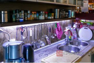 19 4913 30 Brac house sea view for sale