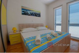 15 4915 30 Makarska apartment sea view for sale