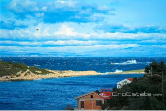 13 4918 30 Vis house sea view for sale