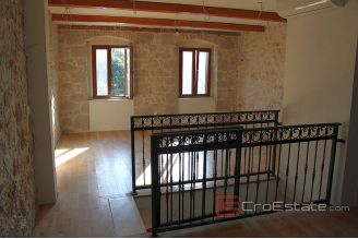 015 2021 208 vodice renovated stone house for sale