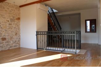 015 2021 208 vodice renovated stone house for sale