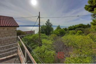 012 2016 368 near makarska house for sale