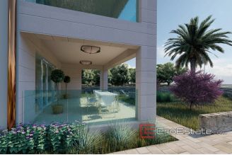 09 2021 210 Sibenik house sea front for sale