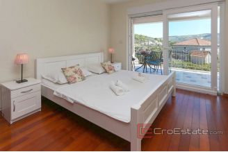 020 2022 185 near trogir villa with pool for sale