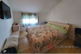 014 2016 370 trogir duplex apartment for sale