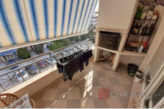 014 2016 370 trogir duplex apartment for sale