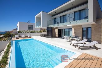 020 2022 229 near rogoznica newbuilt seafront villa for sale