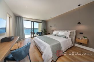 020 2022 229 near rogoznica newbuilt seafront villa for sale