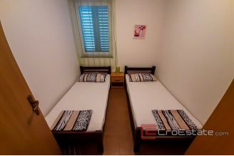 09 2016 432 Omis area apartment sea view