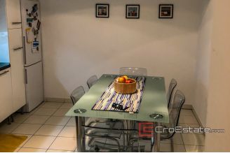 05 2024 91 Split apartment for sale