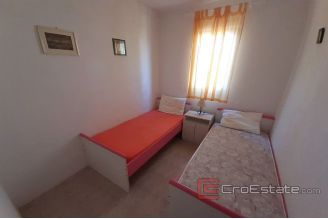0020 2024 92 beautiful detached house with sea view Solta for sale