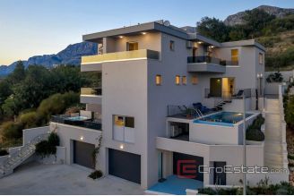 020 2018 145 near makarska new villa with pool for sale