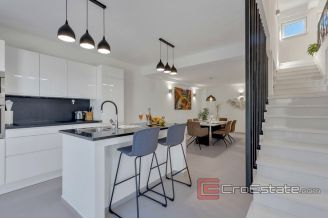 020 2018 145 near makarska new villa with pool for sale