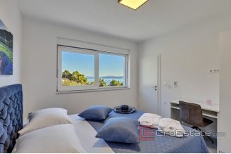 020 2018 145 near makarska new villa with pool for sale