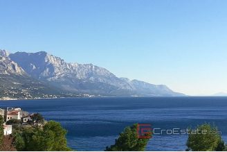 019 2021 248 near omis seafront villa with pool for sale