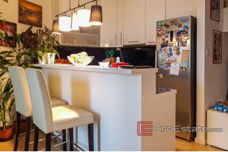 14 2025 48 Split apartment for sale