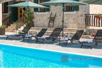 020 2021 249 near rogoznica new stone villa with pool for sale