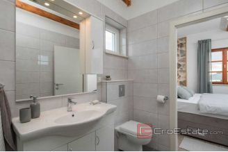 020 2021 249 near rogoznica new stone villa with pool for sale