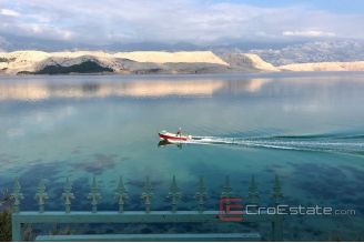 018 2021 251 island pag modern seafront villa for sale