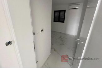 020 2022 230 island of ciovo penthouse with sea view for sale