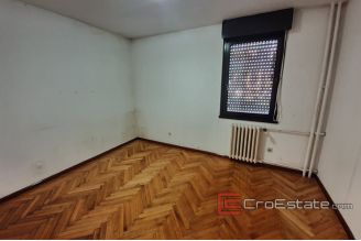 11 2018 150 Split apartment for sale