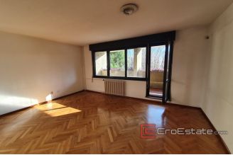 11 2018 150 Split apartment for sale