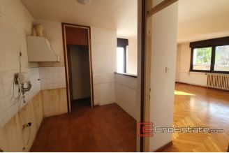 11 2018 150 Split apartment for sale