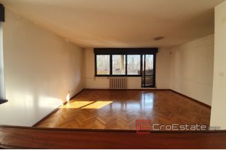 11 2018 150 Split apartment for sale