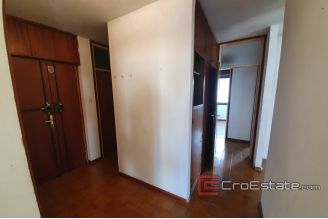 11 2018 150 Split apartment for sale