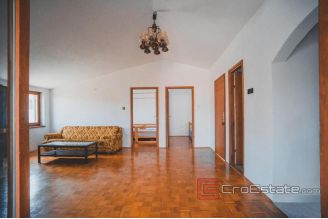 020 4998 30 island vir house with garden for sale