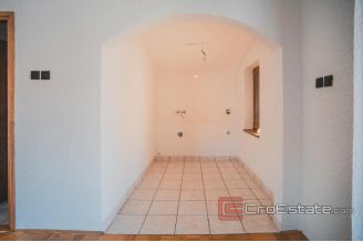 020 4998 30 island vir house with garden for sale