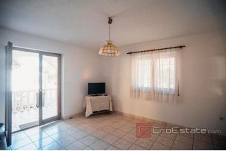 020 4998 30 island vir house with garden for sale