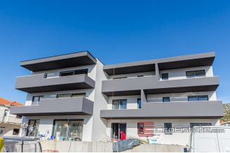 20 2027 12 Trogir apartments for sale sea view