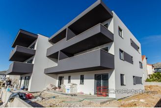 20 2027 12 Trogir apartments for sale sea view