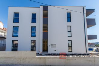 20 2027 12 Trogir apartments for sale sea view