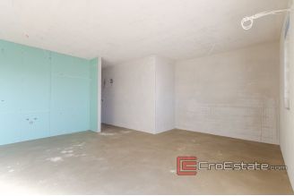 20 2027 12 Trogir apartments for sale sea view