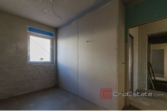 20 2027 12 Trogir apartments for sale sea view