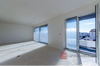 20 2027 12 Trogir apartments for sale sea view