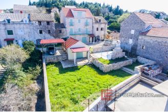 13 4999 30 Hvar stone house sea view for sale1