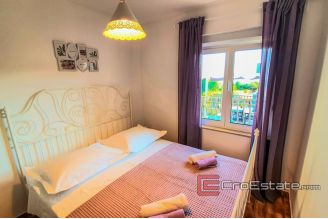 16 2024 98 Split area house sea view for sale