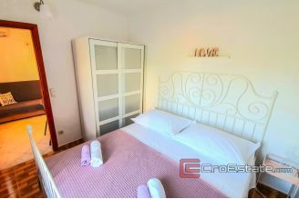 16 2024 98 Split area house sea view for sale