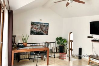 14 2024 99 Split house for sale