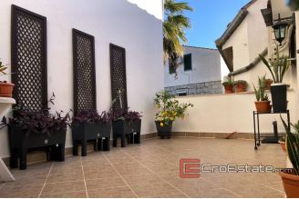14 2024 99 Split house for sale