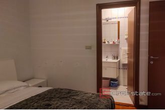 12 2024 100 Split apartment sea view for sale